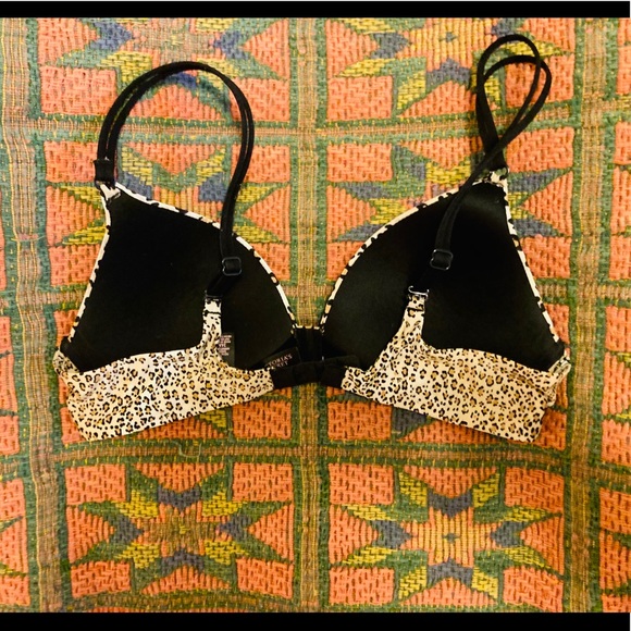 Victoria’s Secret 34A Leopard Bra - Picture 2 of 5